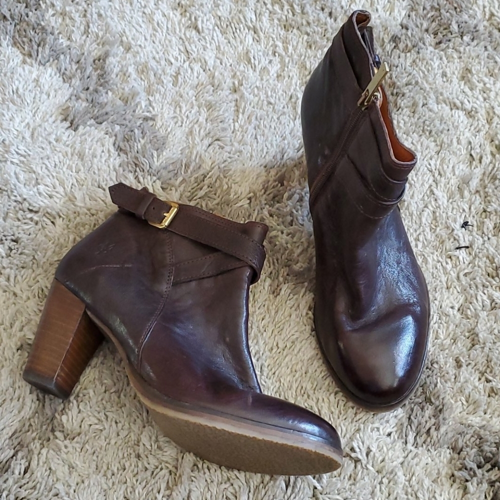 Marc O'Polo leather heeled ankle boots